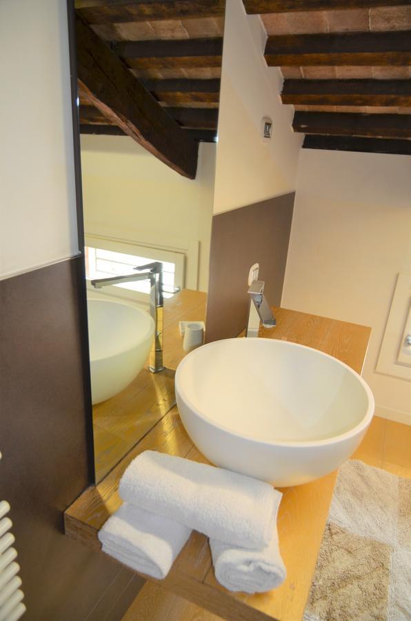 “Al Commercio” Luxury Loft โนอาเล ภายนอก รูปภาพ